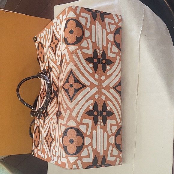 Gone**Louis Vuitton Onthego GM Crafty - Picture 11 of 12